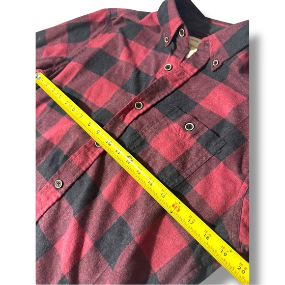 Weatherproof Vintage Cream and Orange Label Red/Black Classic Plaid Long Sleeve - Picture 12 of 16